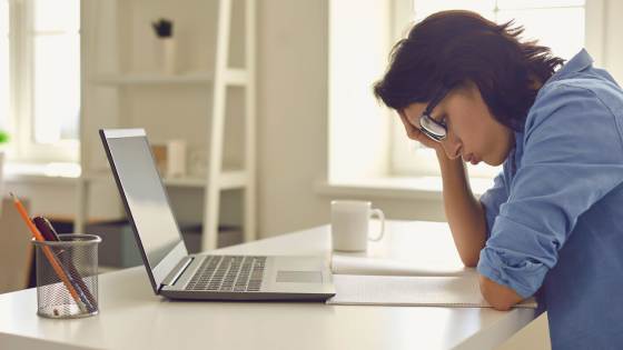 Want to sell your home like the pros? The first step is to avoid these seller mistakes.